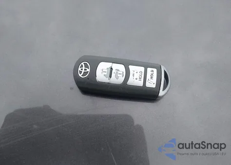 2019 Toyota Yaris L from USA, damaged, VIN 3MYDLBYVXKY510791